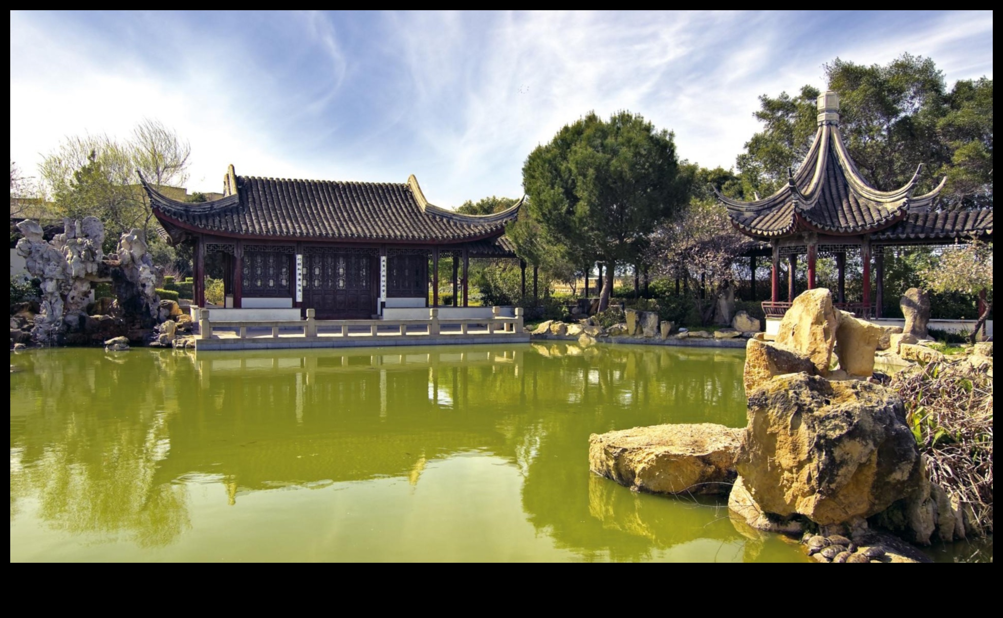 Green Sanctuaries II: Rediscovering Gardens and Green Havens New