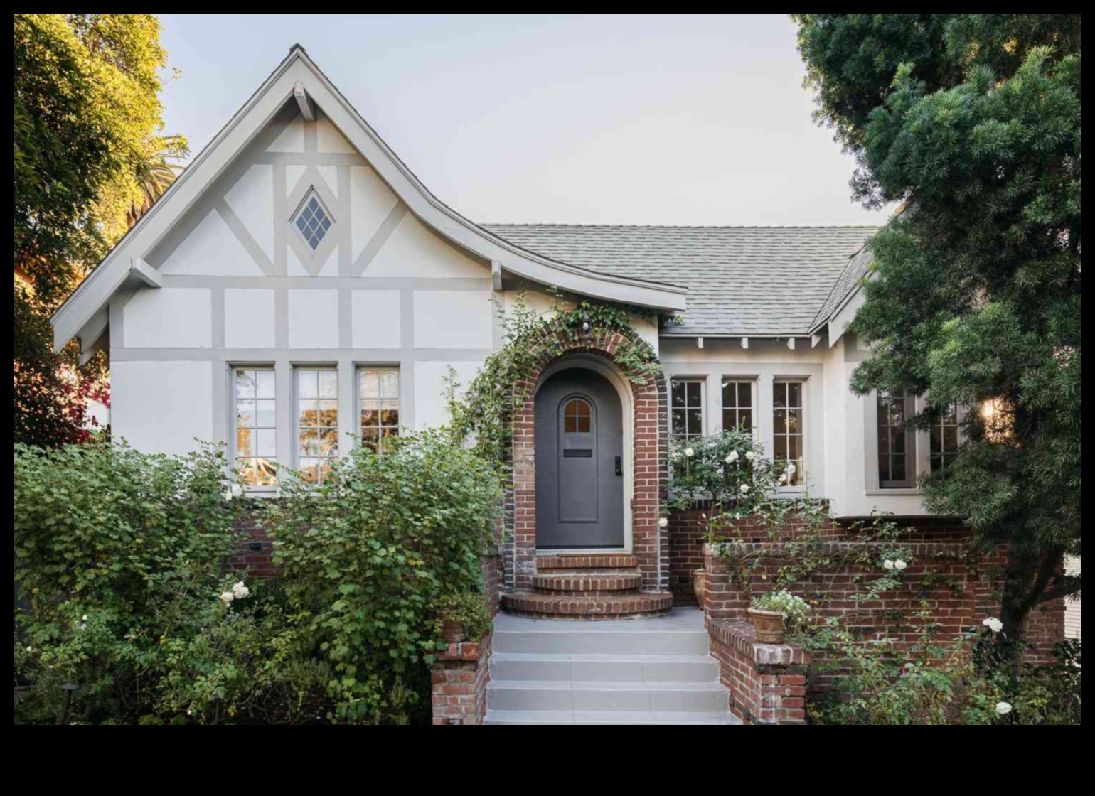 Πώς αλλάζουν τα αρχιτεκτονικά στυλ ως απάντηση σε διαφορετικά τοπία;