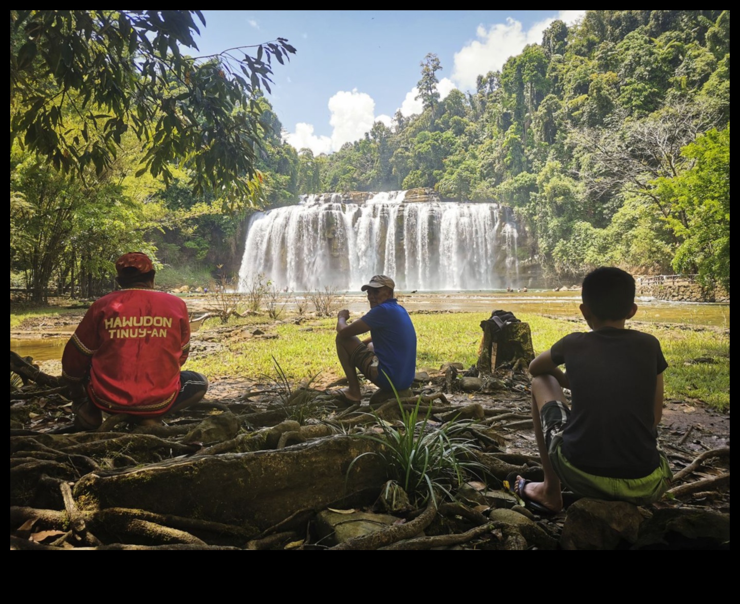 Αυτόχθονα και Φυλετικά Τοπία: Φύση σε Πολιτισμικό Πλαίσιο
