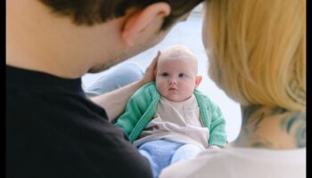 Απαλές ματιές: Συμβουλές για το νηπιαγωγείο με επίκεντρο την υγεία για νέους γονείς