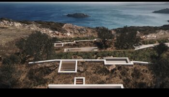 Πώς επηρεάζουν τα τοπία τον αρχιτεκτονικό σχεδιασμό των σπιτιών;